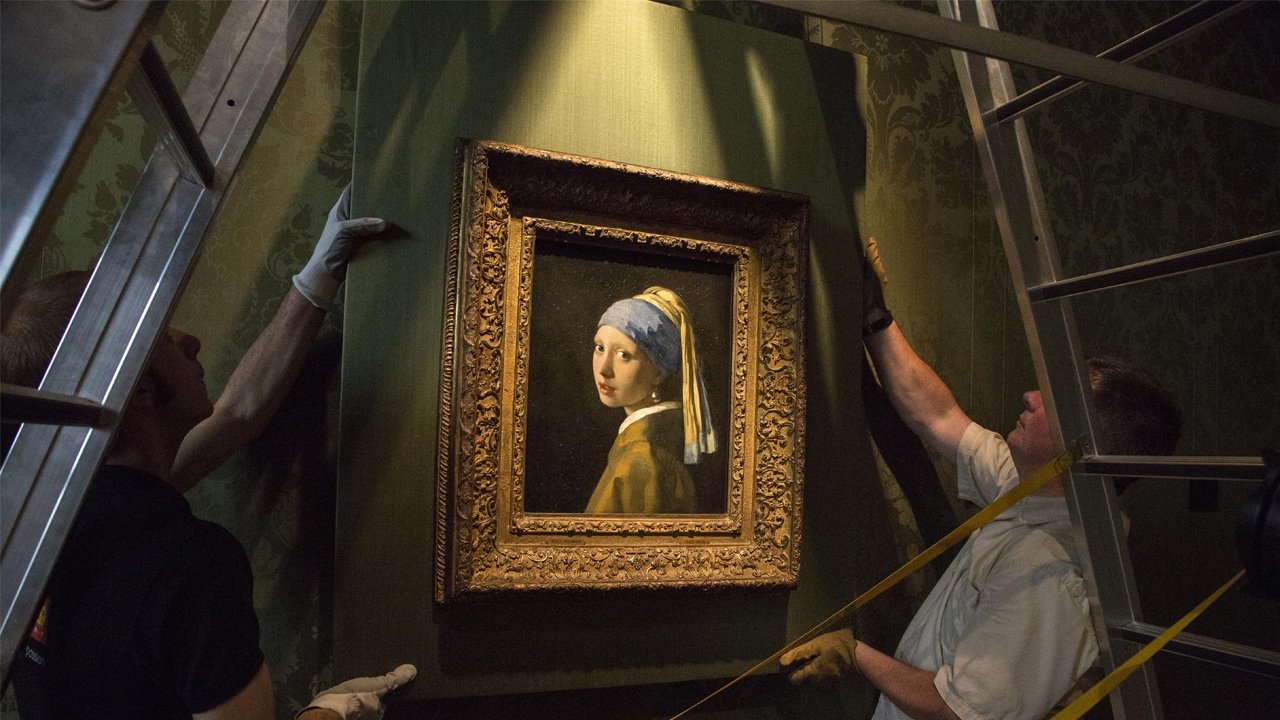 Vermeer: The Greatest Exhibition Background