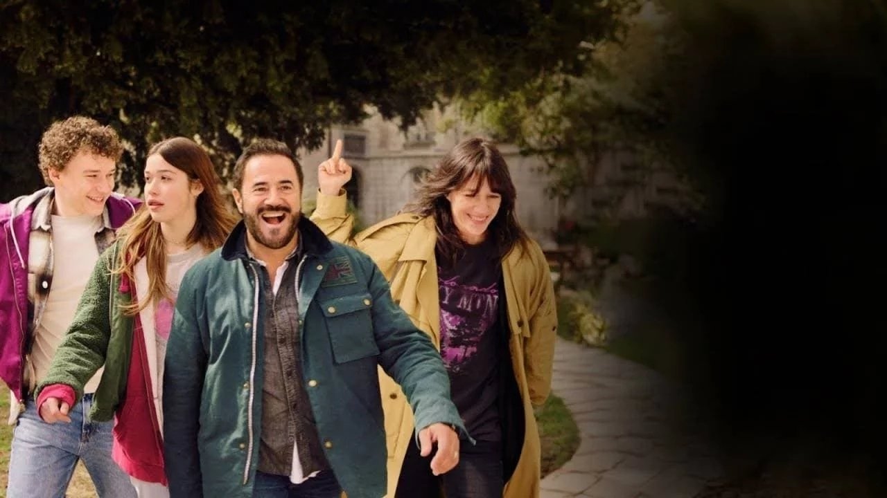 Meet the Leroys Background