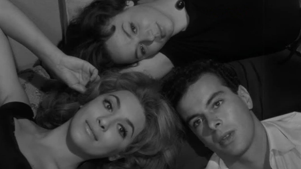 Los Jóvenes Background