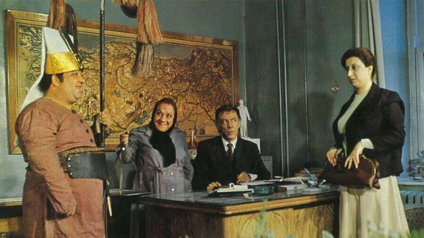 The Chaos Class Is Fretting Over Background