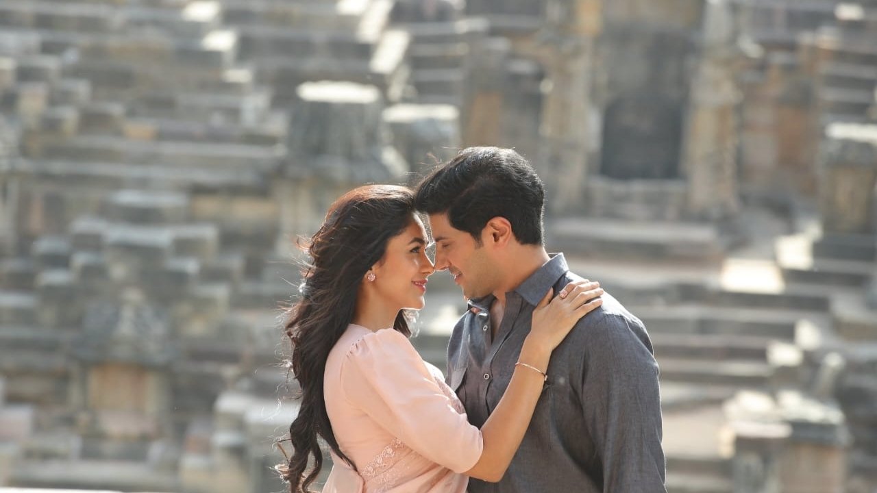 Sita Ramam Background