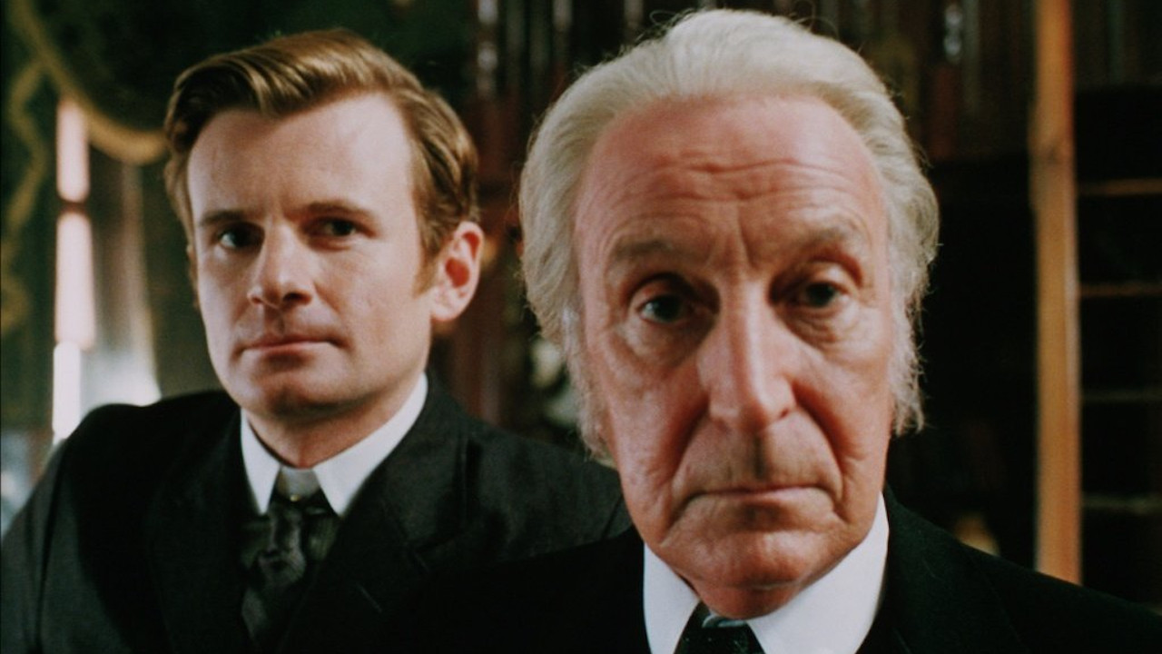 Murder Rooms: The Dark Beginnings of Sherlock Holmes Background