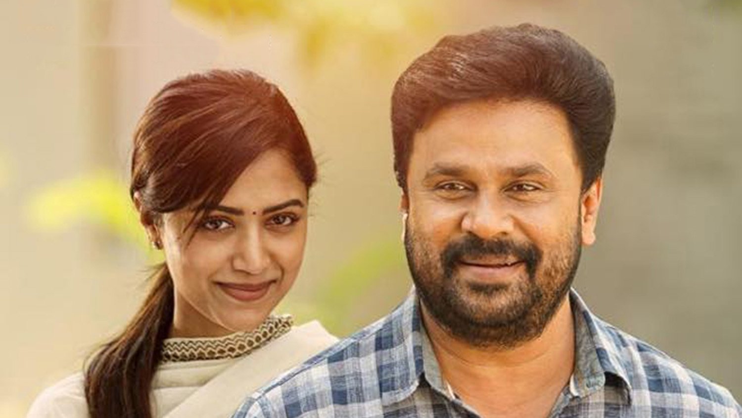 Kodathi Samaksham Balan Vakeel Background