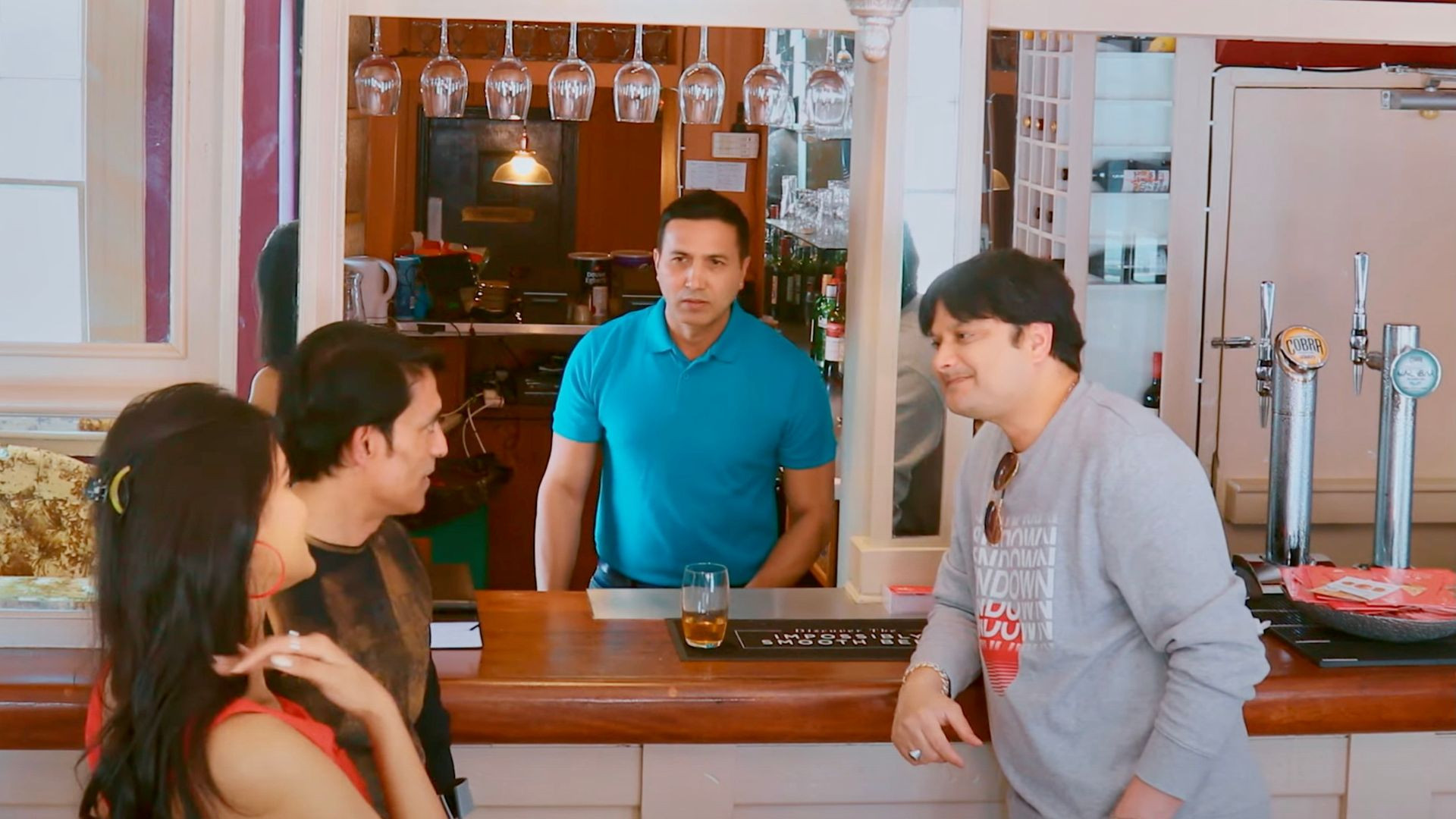 Tere Liye Background