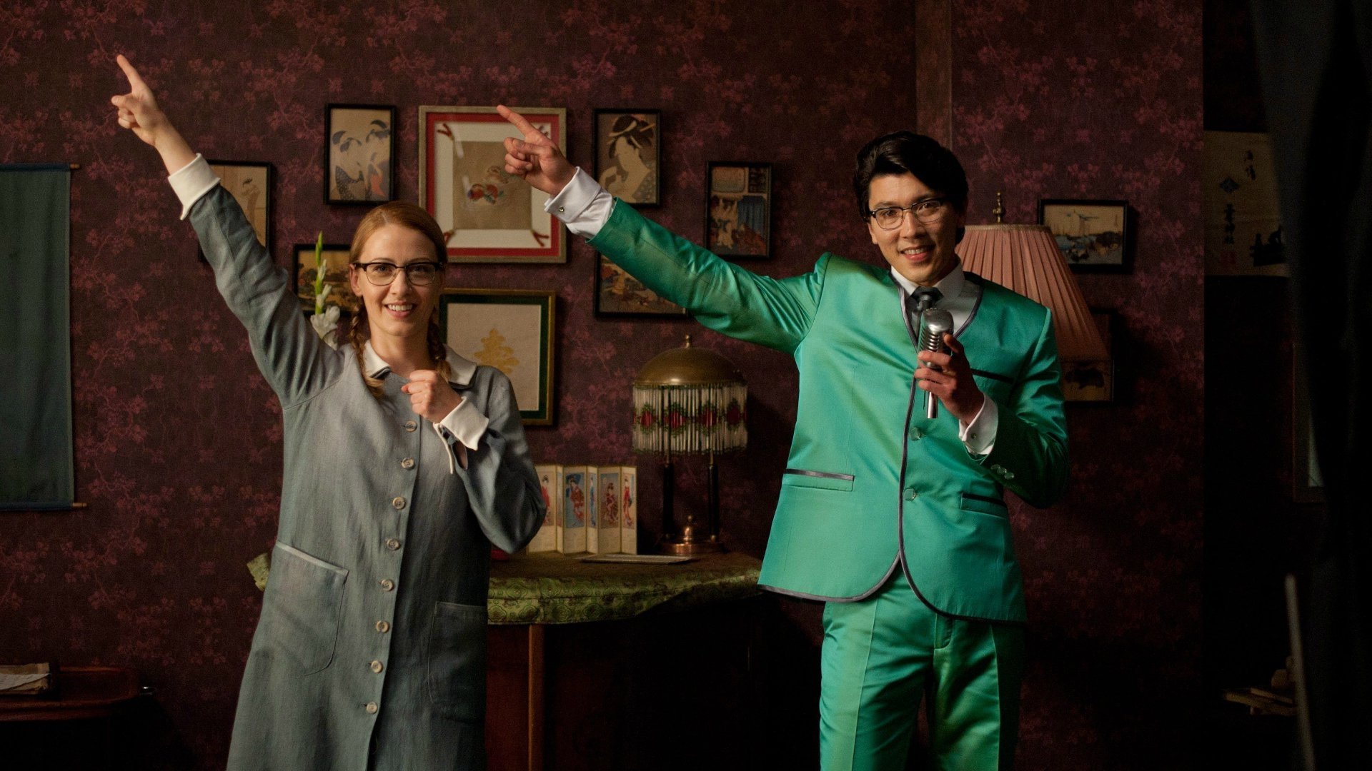 Liza, the Fox-Fairy Background