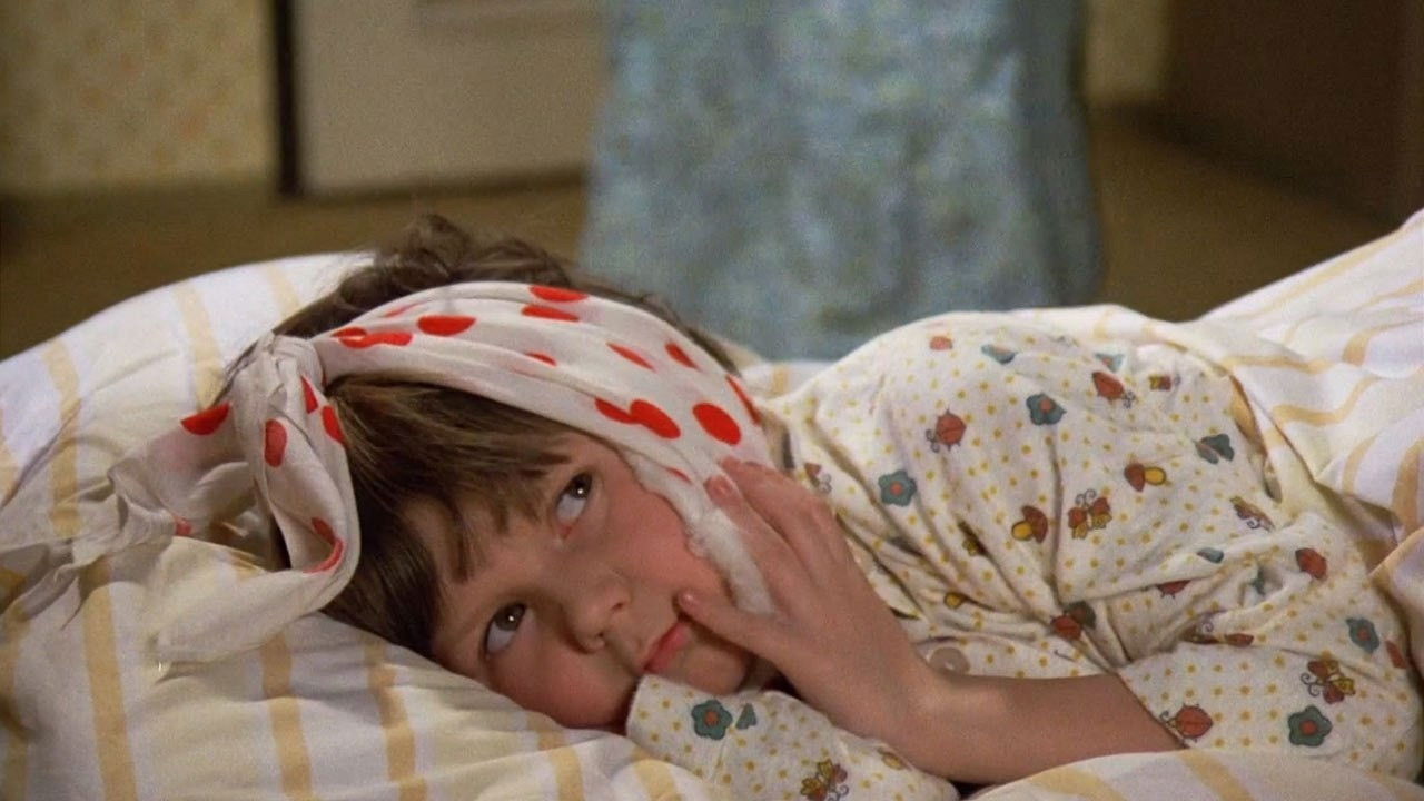 How to Pull Out a Whale's Tooth Background