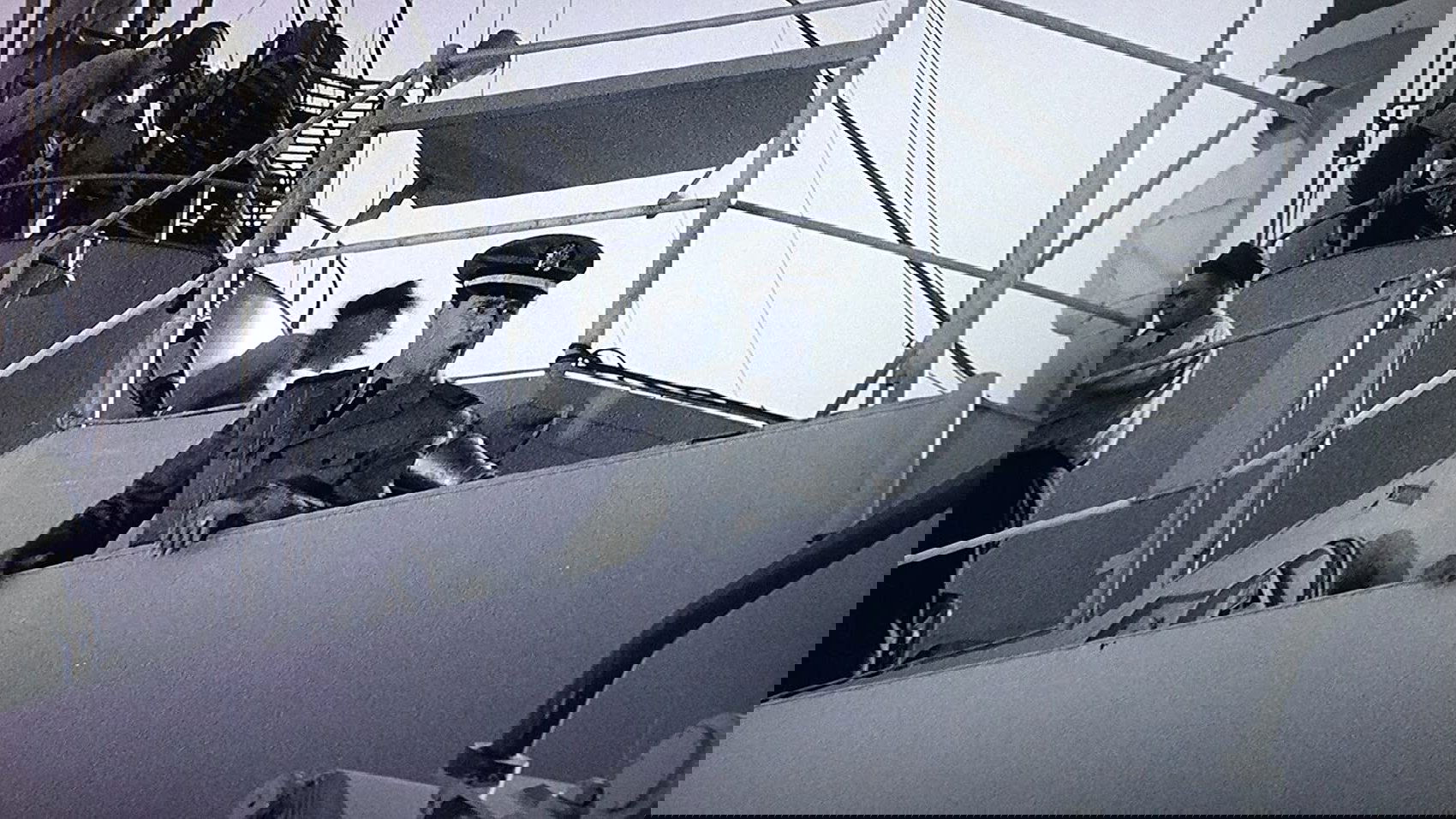 Don't Give Up the Ship Background