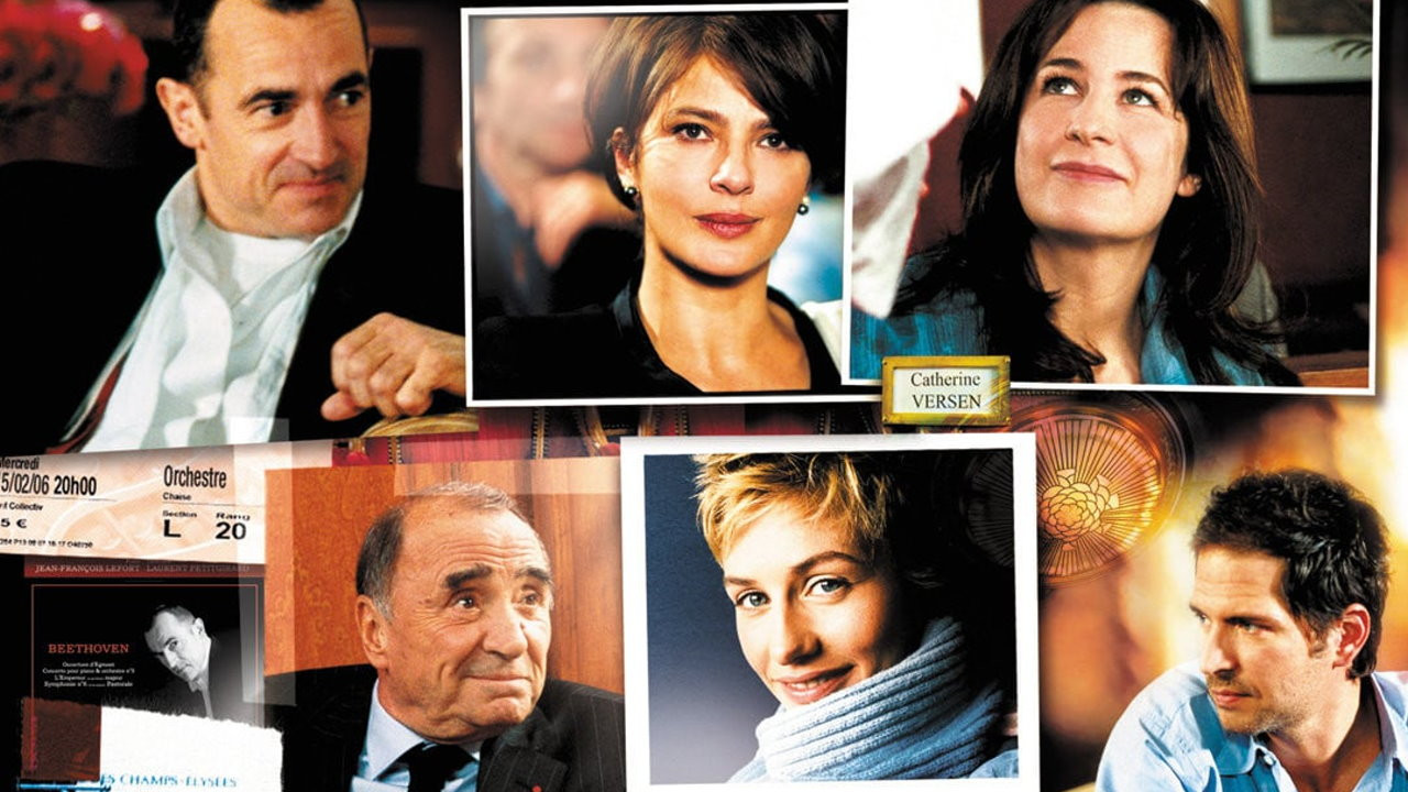 Avenue Montaigne Background