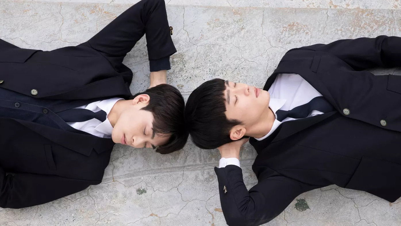 Where Your Eyes Linger Background