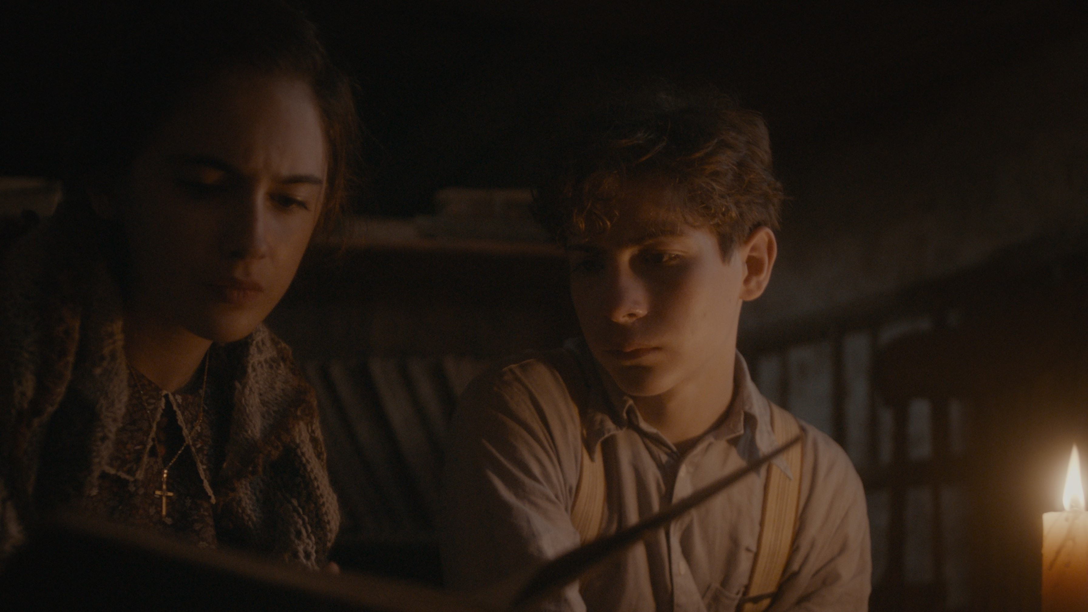 Queen of Bones Background