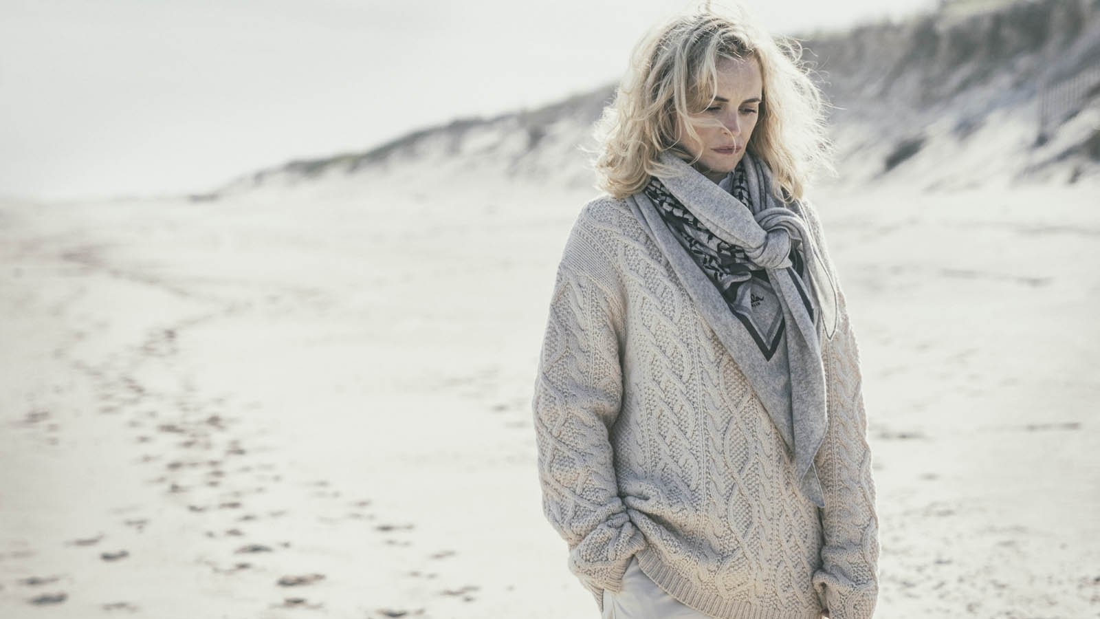 Return to Montauk Background