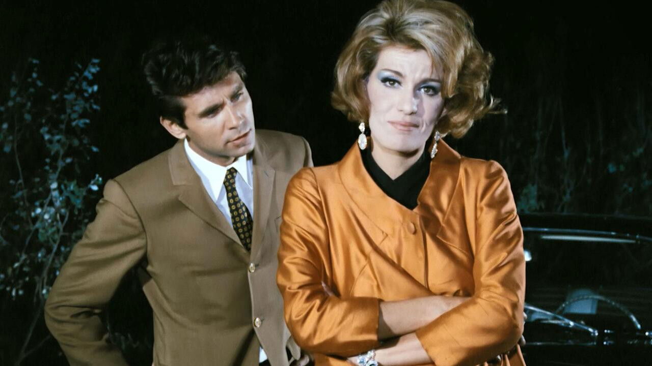 A Lady In Bouzoukia Background