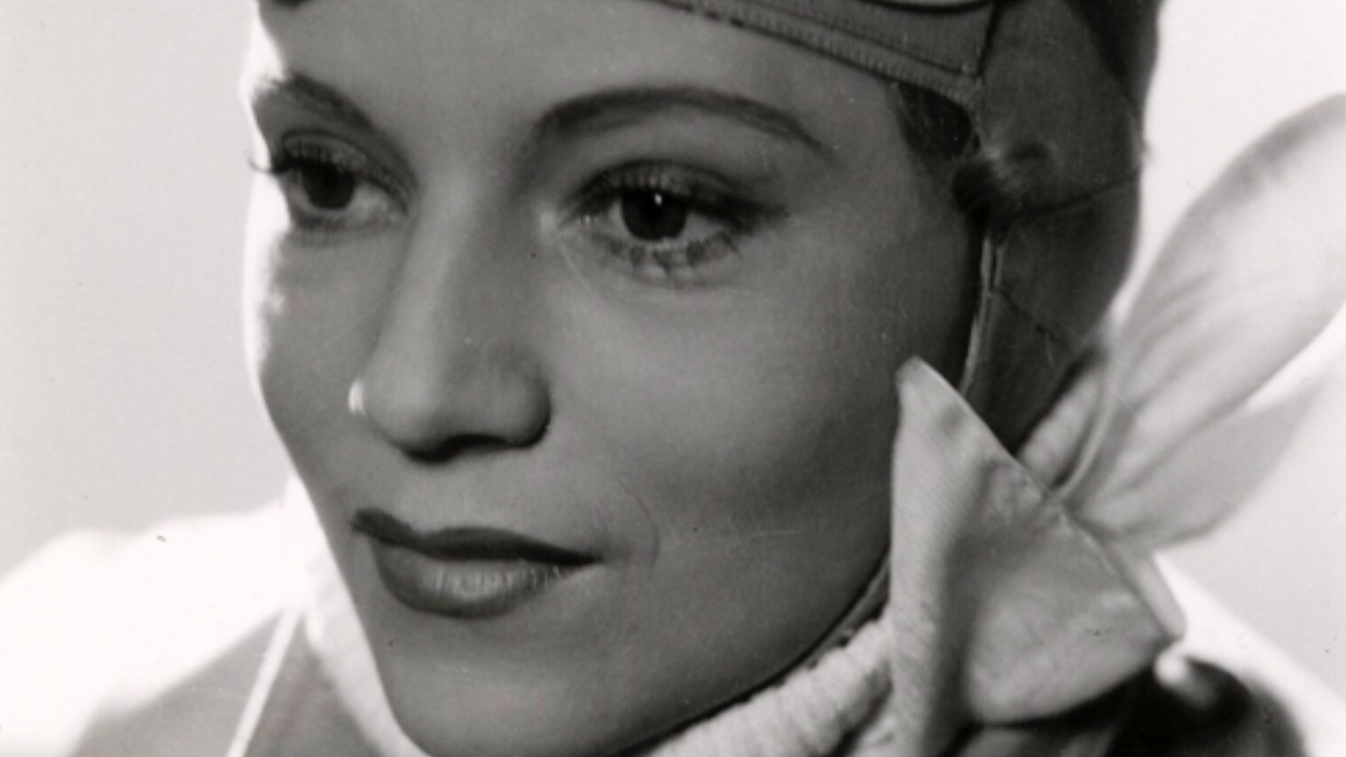 Anne-Marie Background