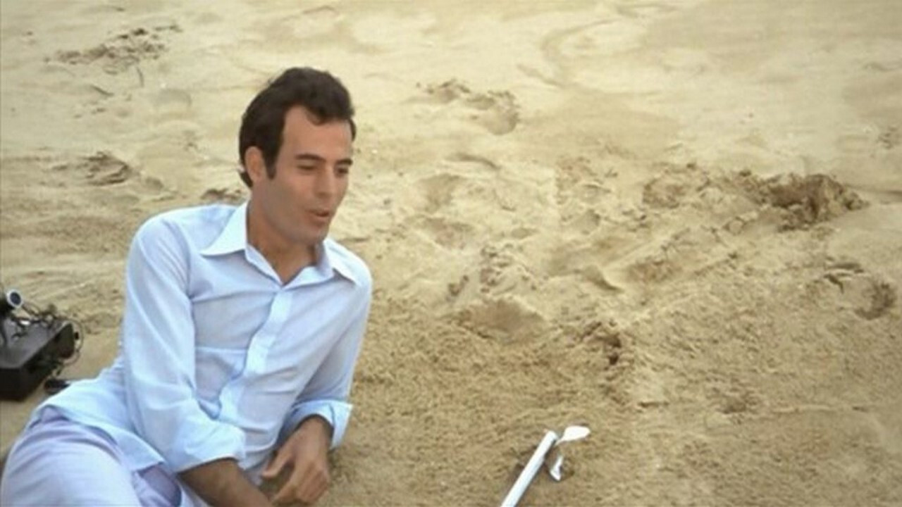 La vida sigue igual Background