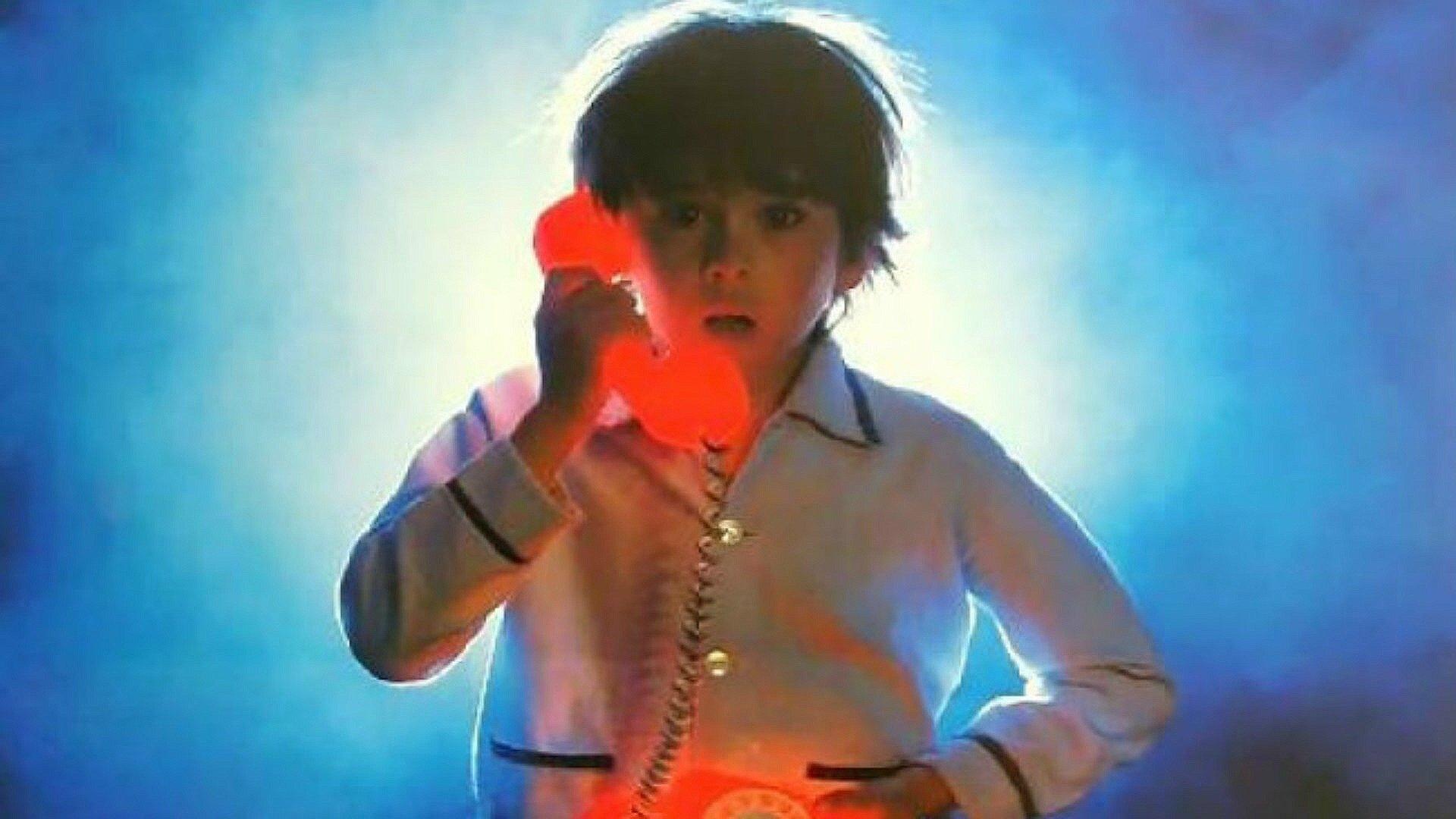 Making Contact Background