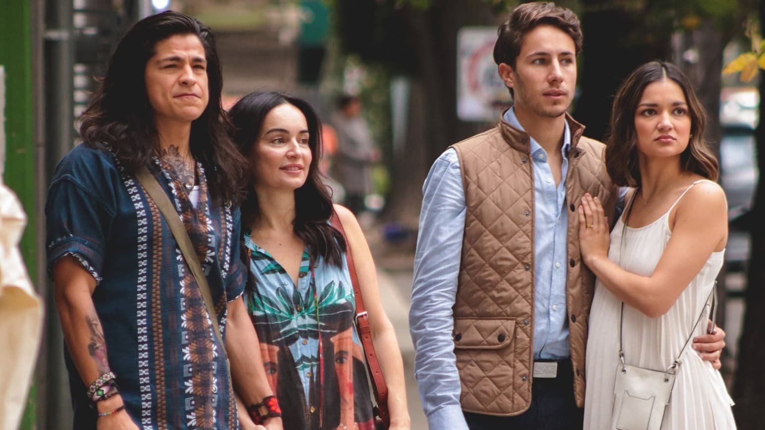 Una Pequeña Confusión Background