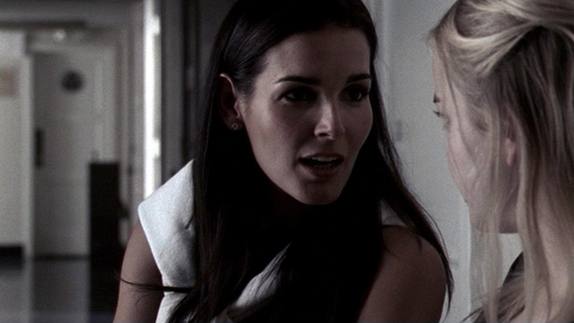 Glass House: The Good Mother Background