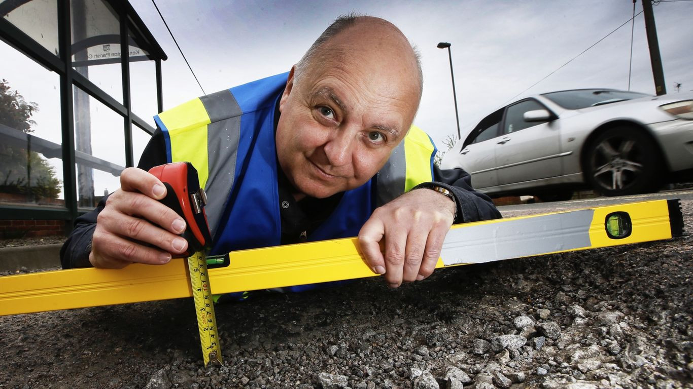 Pothole Wars Background