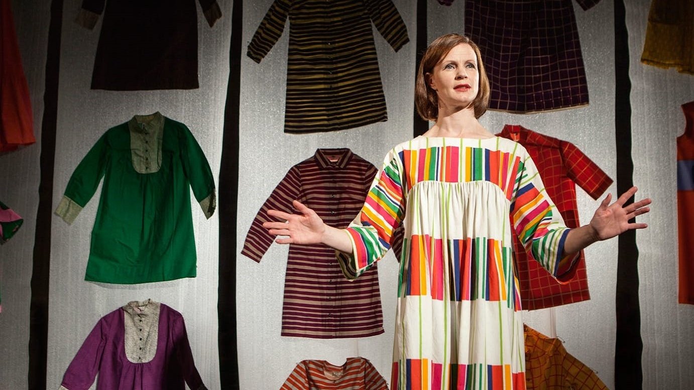 Armi Alive! Background