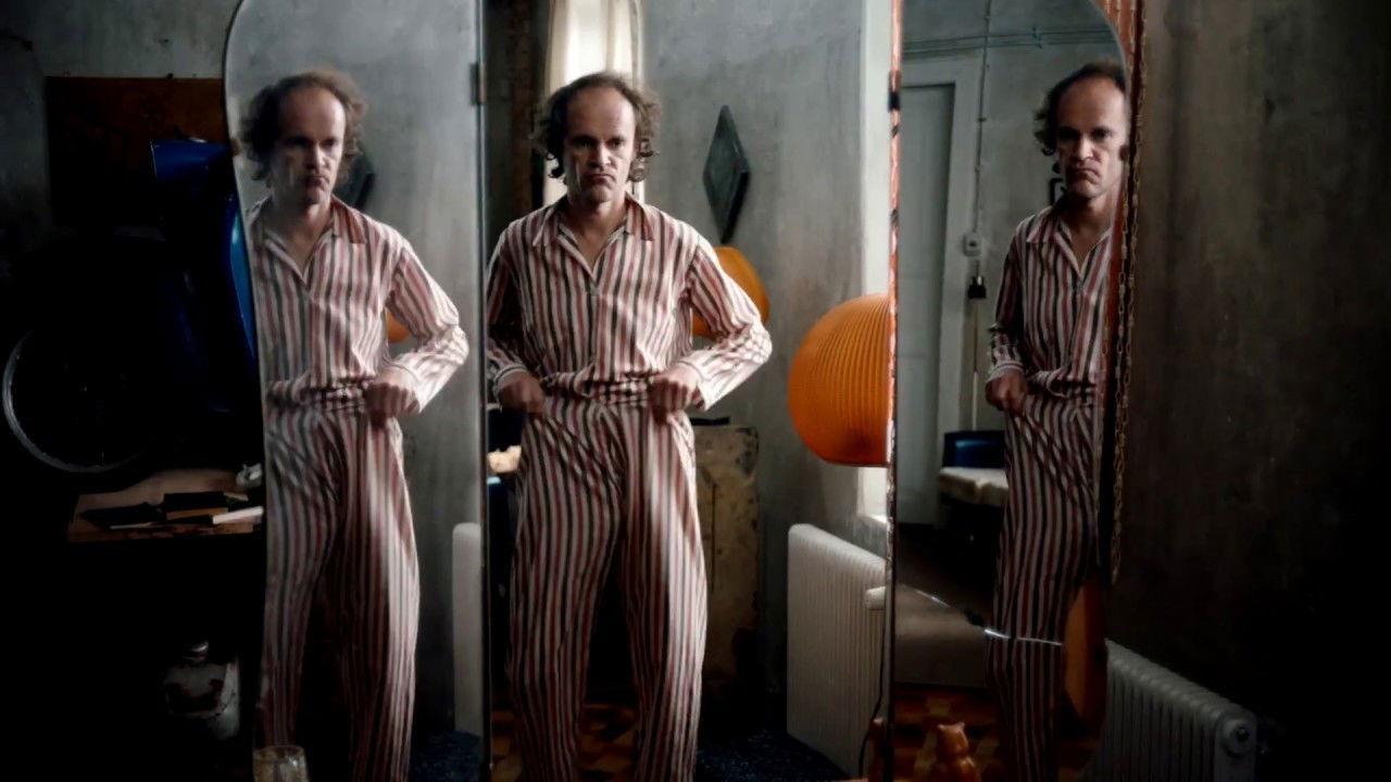 Schubert in Love Background