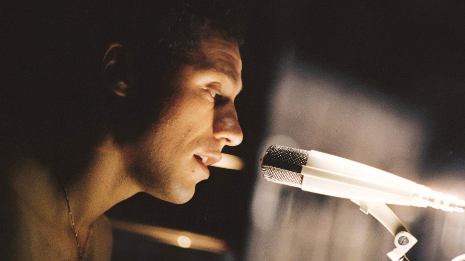 Radiofreccia Background