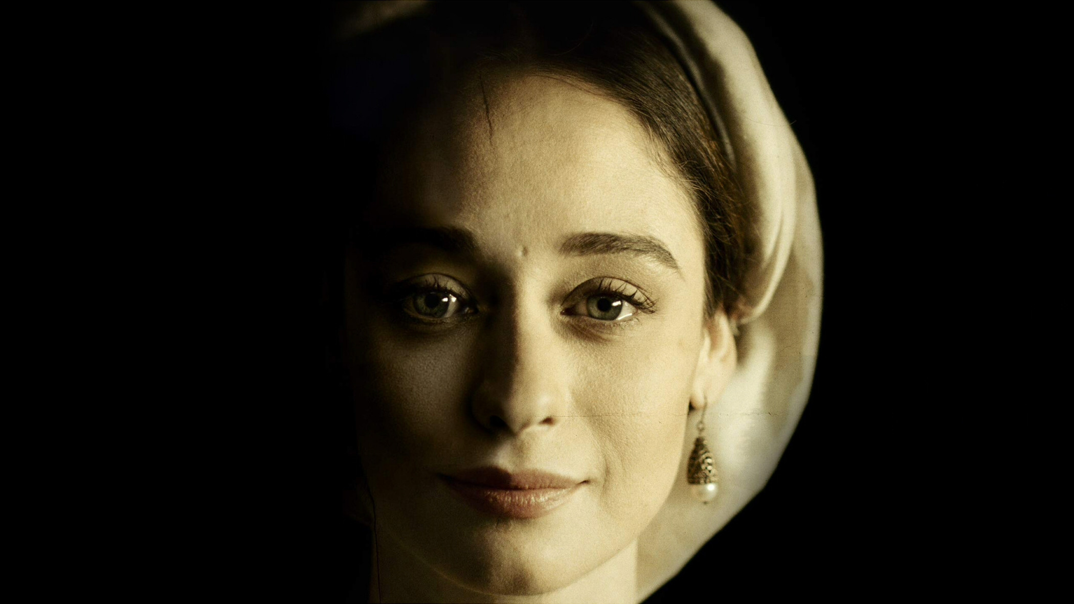 Inés del alma mía Background