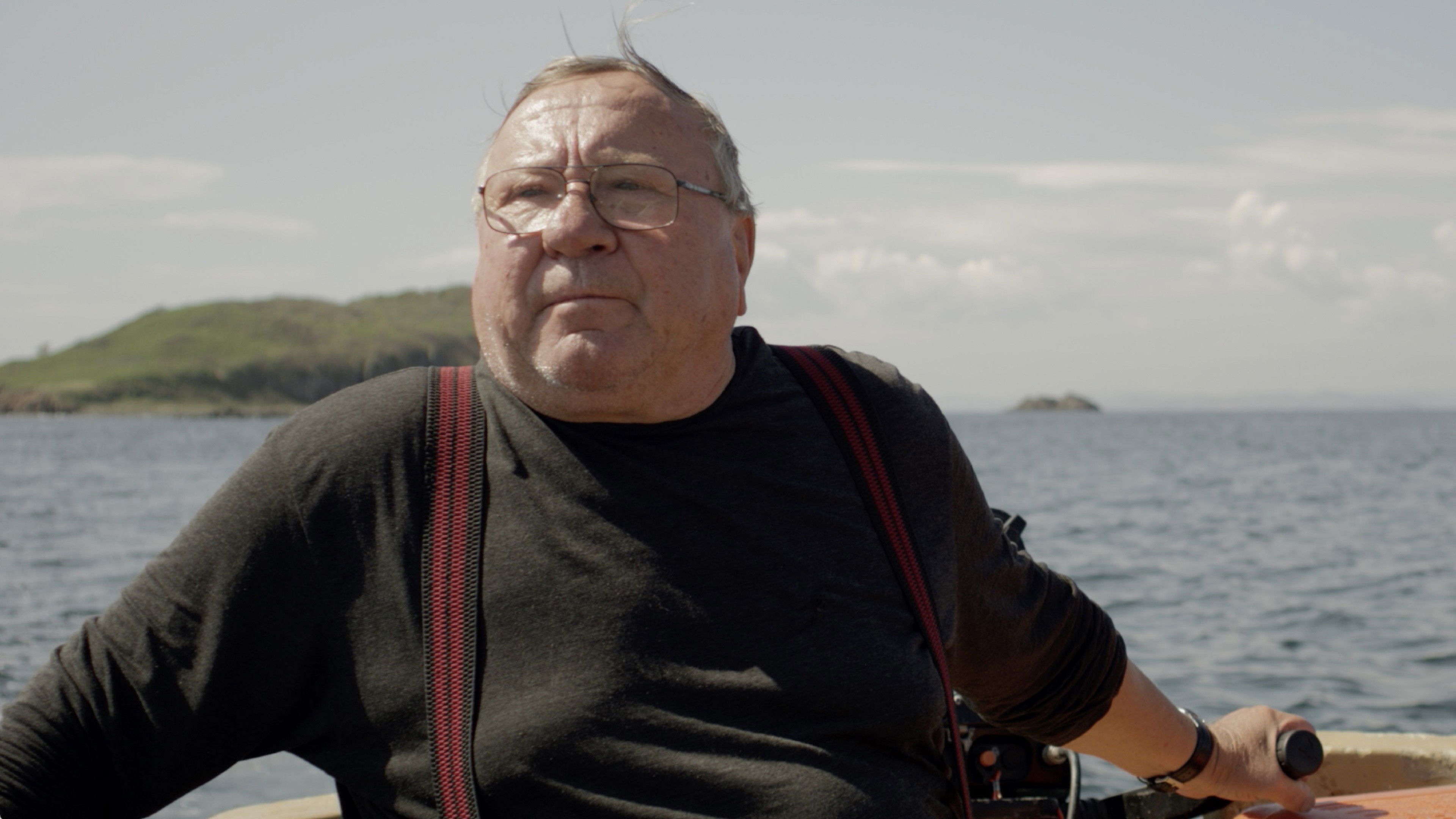 Fatei and the Sea Background