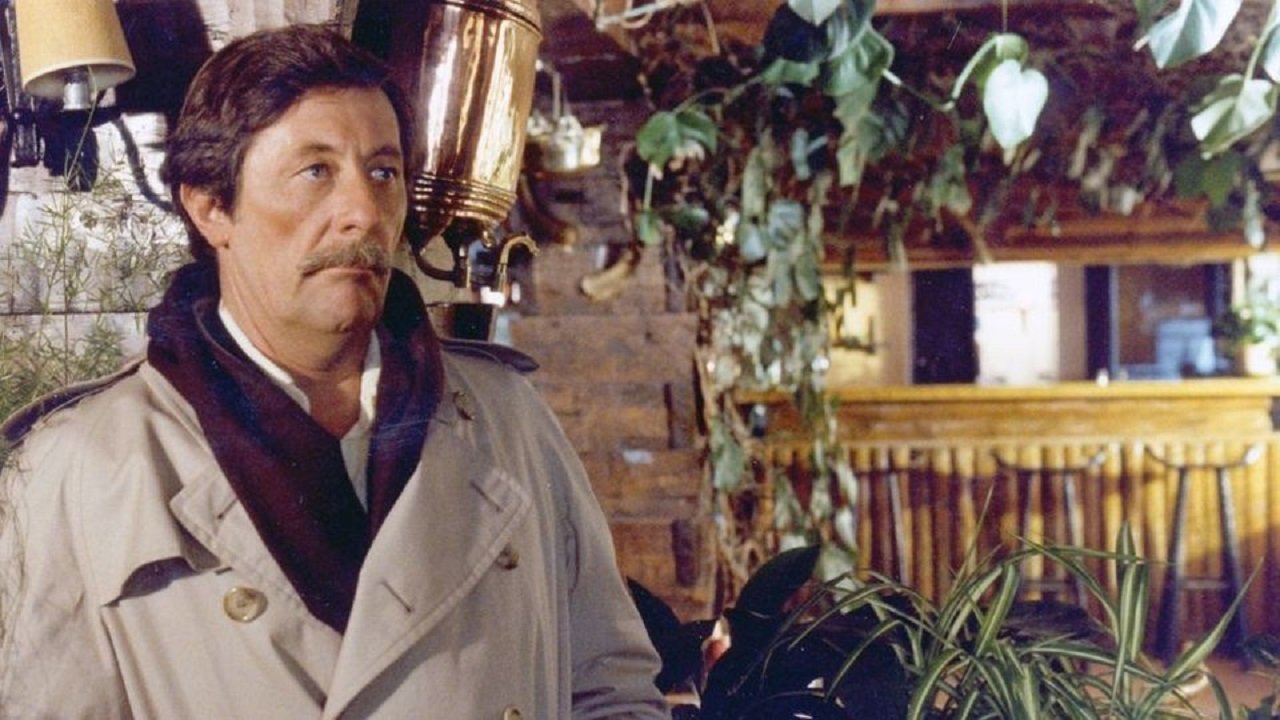 L'Énigme blanche Background