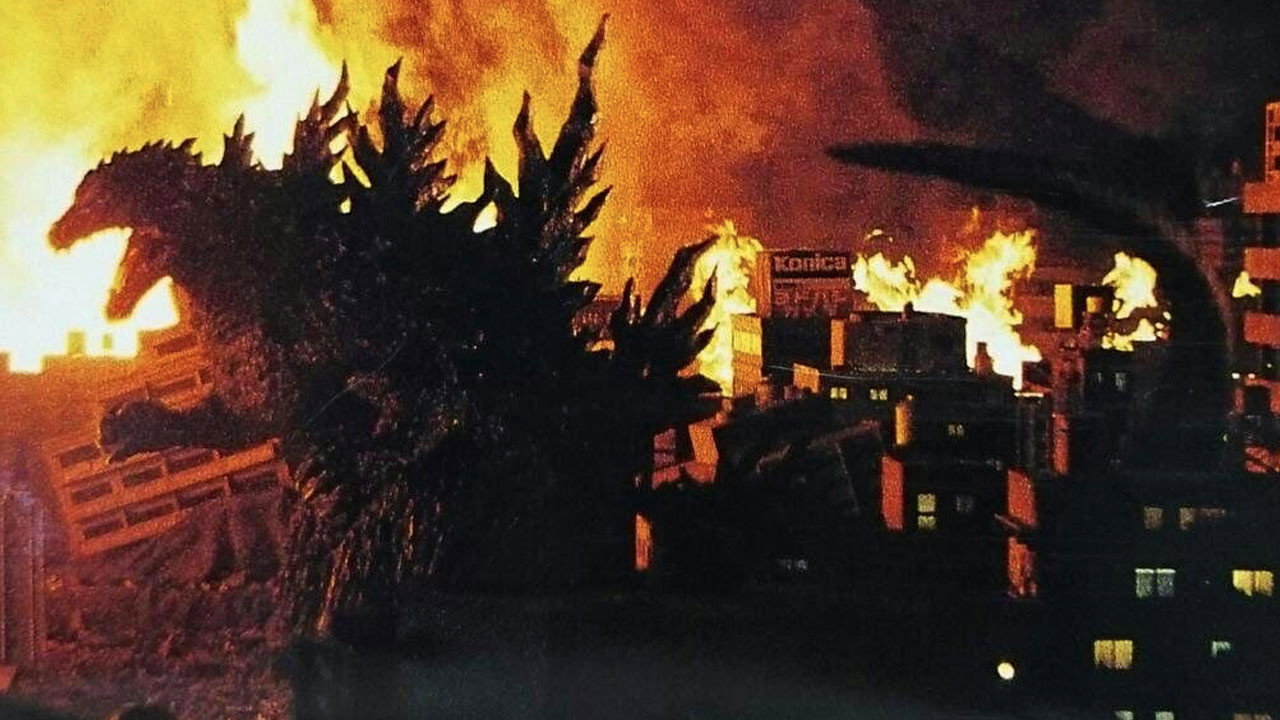 Godzilla 2000: Millennium Background