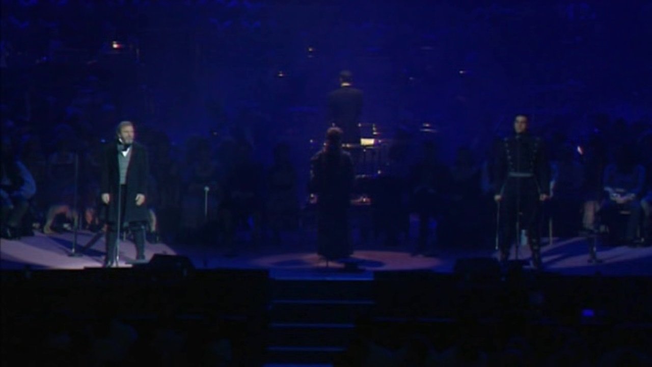 Les Misérables: 10th Anniversary Concert at the Royal Albert Hall Background