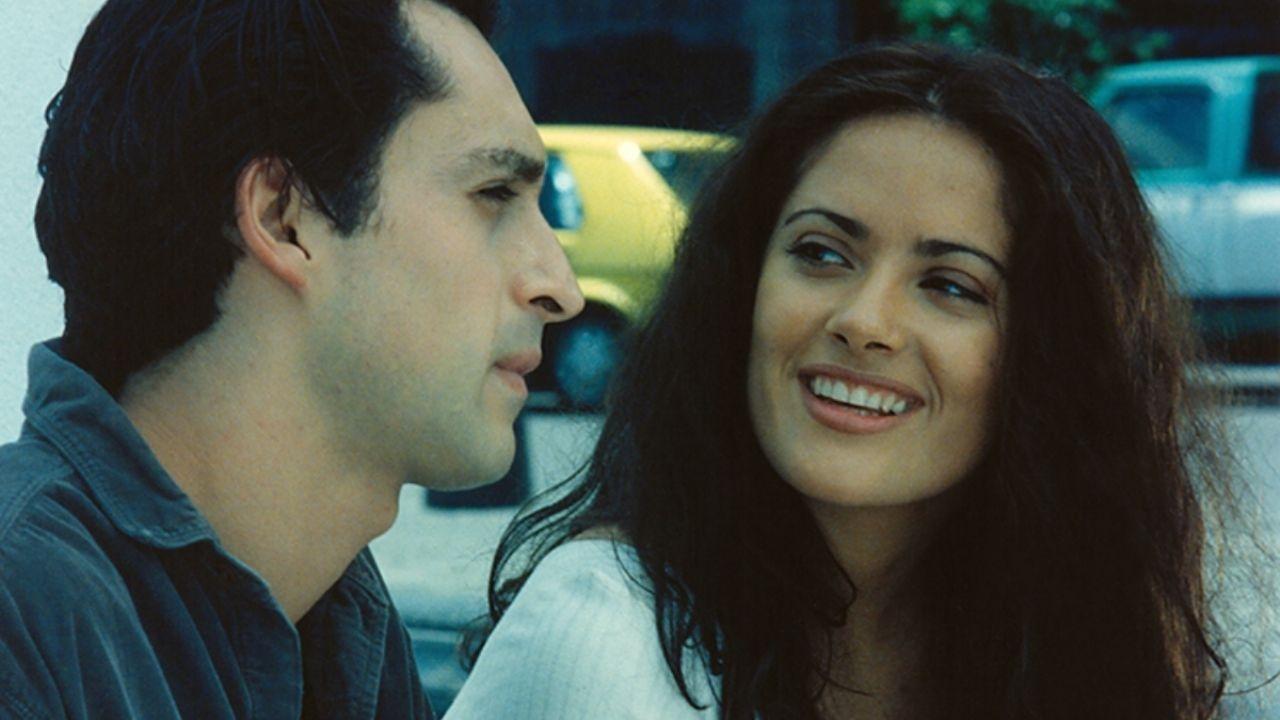 El Callejón de los Milagros Background