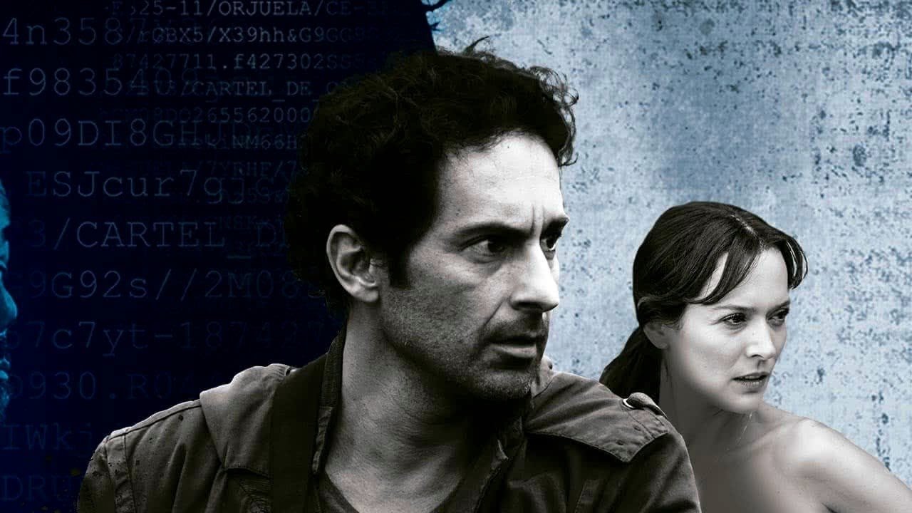 En la Boca del Lobo Background