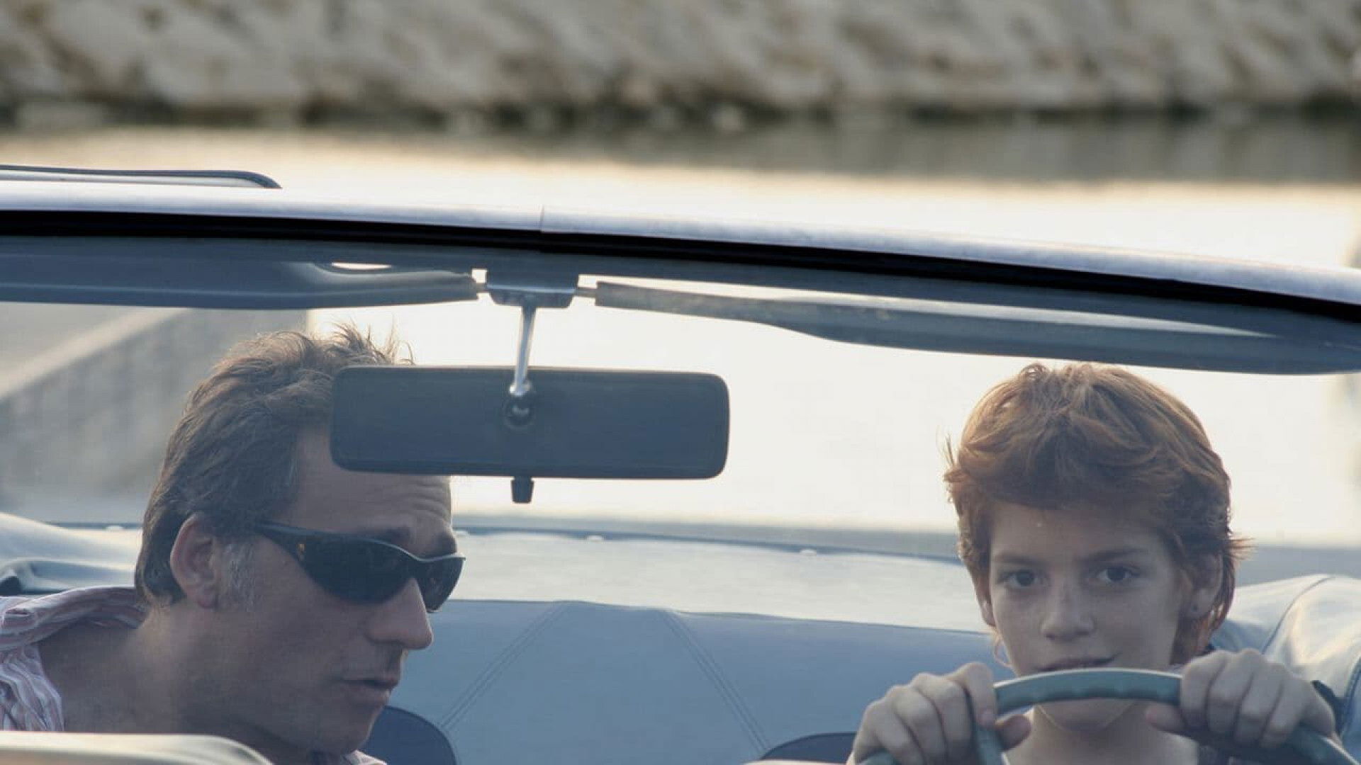 אילי ובן Background