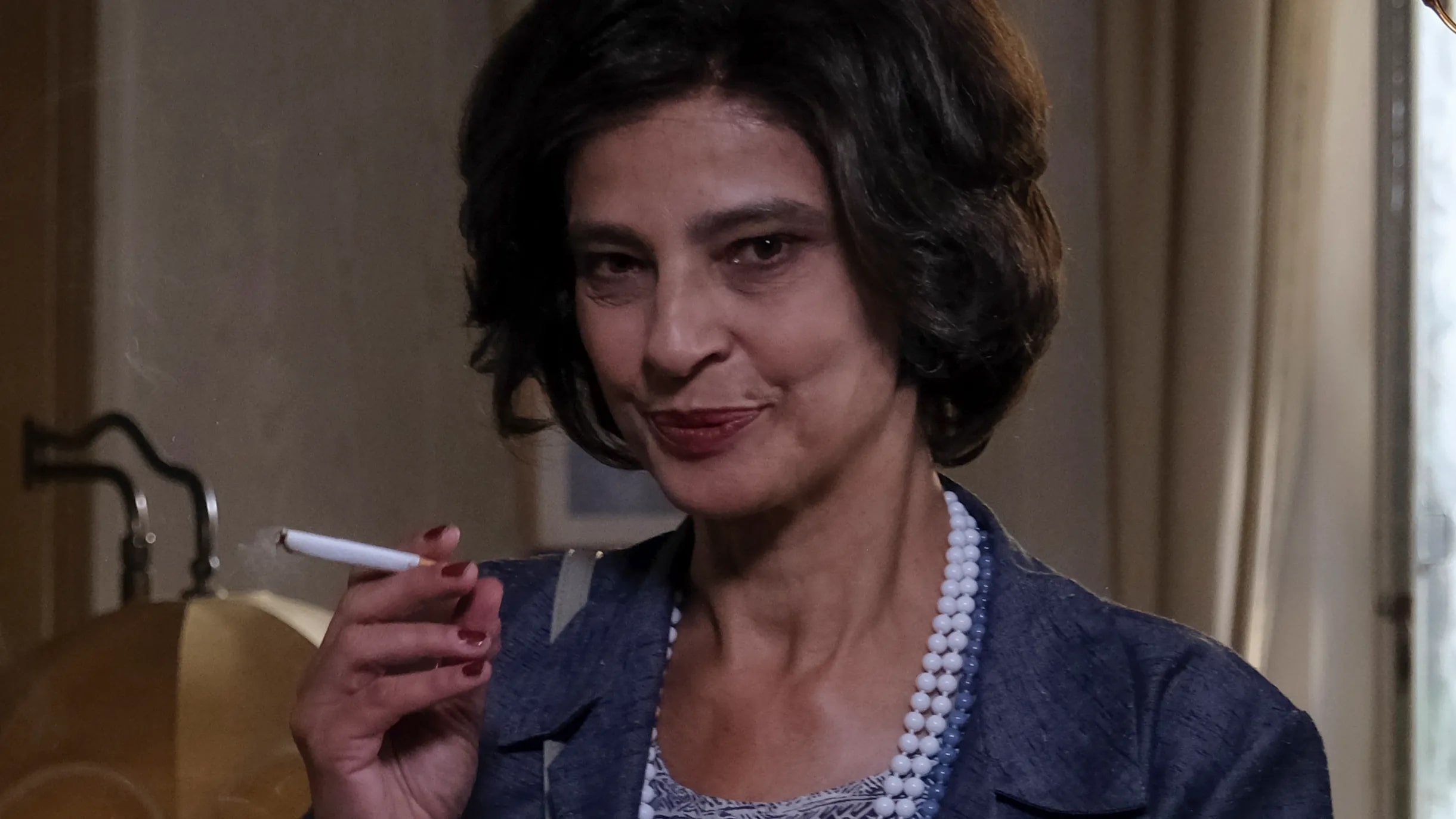 Folle d'amore - Alda Merini Background