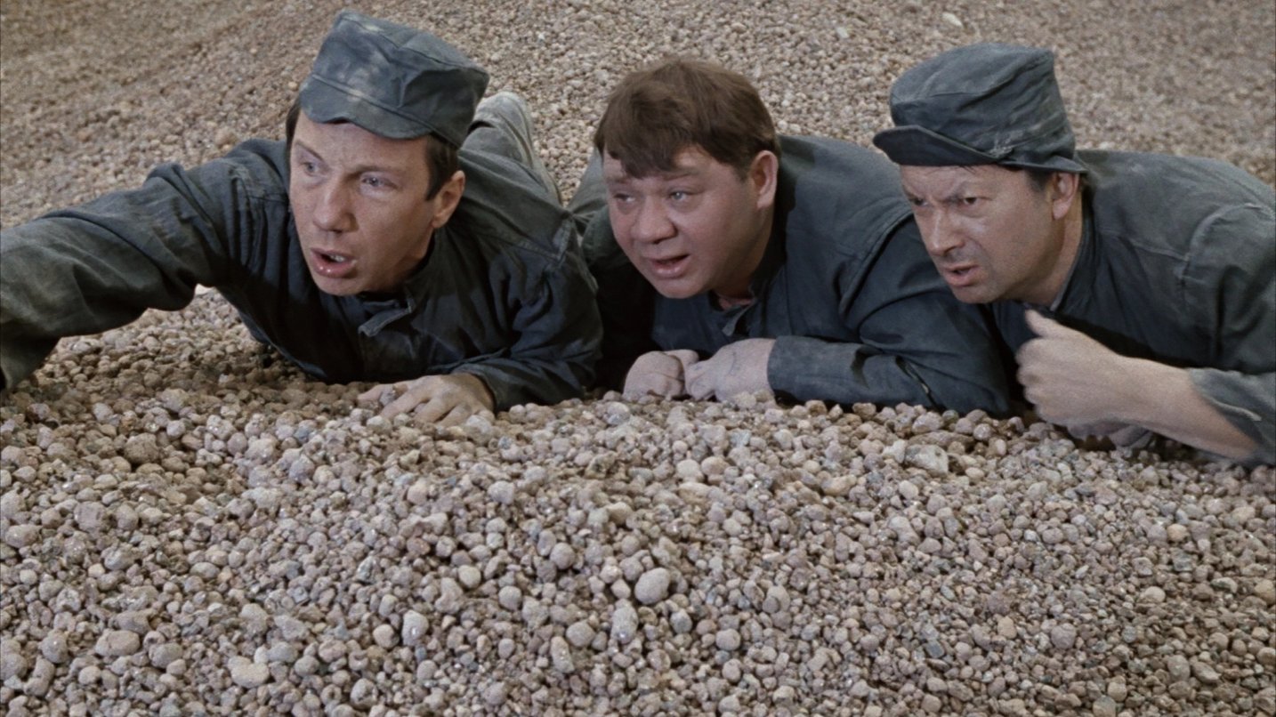 Gentlemen of Fortune Background