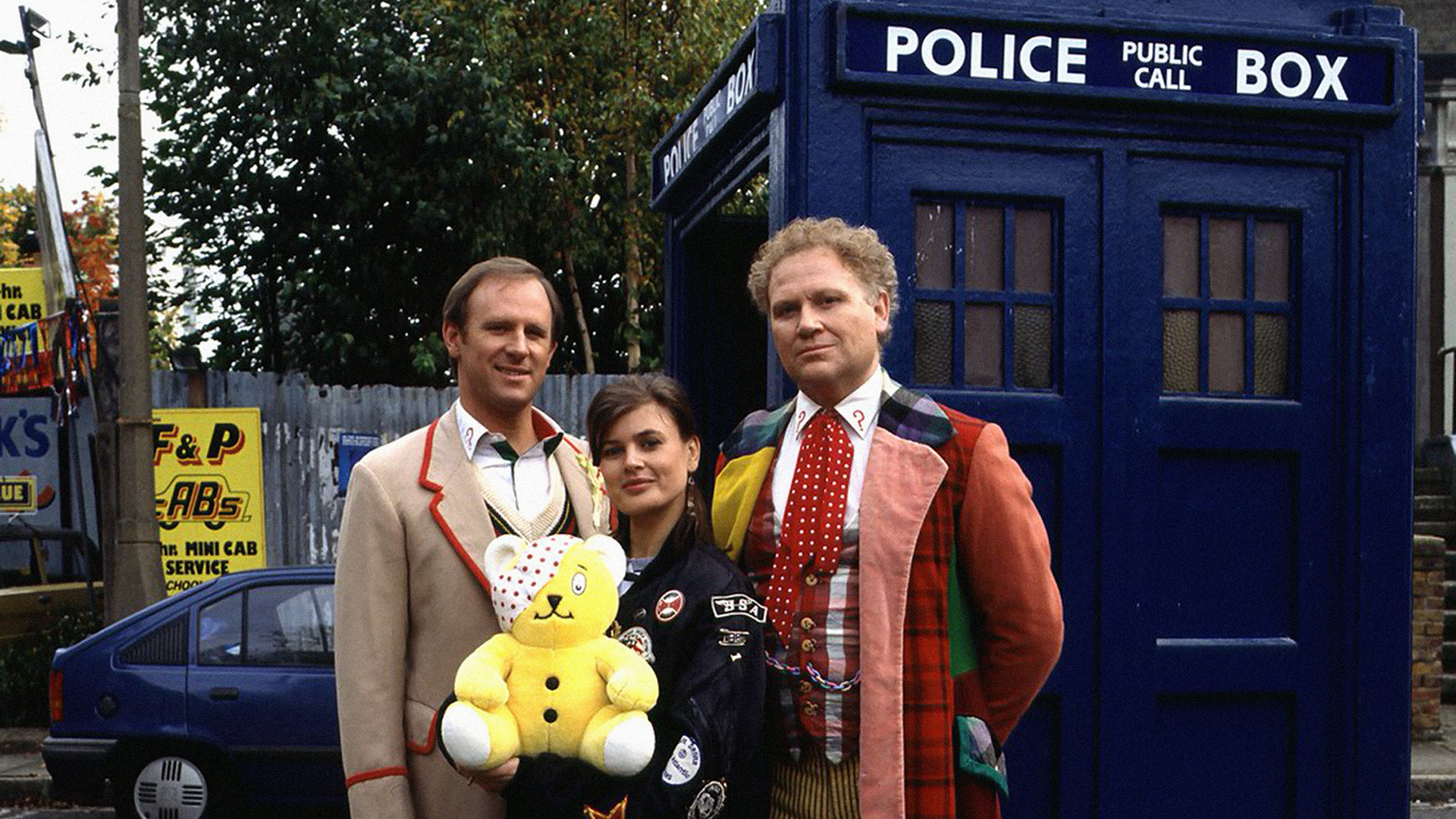 Doctor Who: Dimensions in Time Background