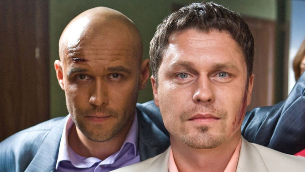 Глухарь в кино Background