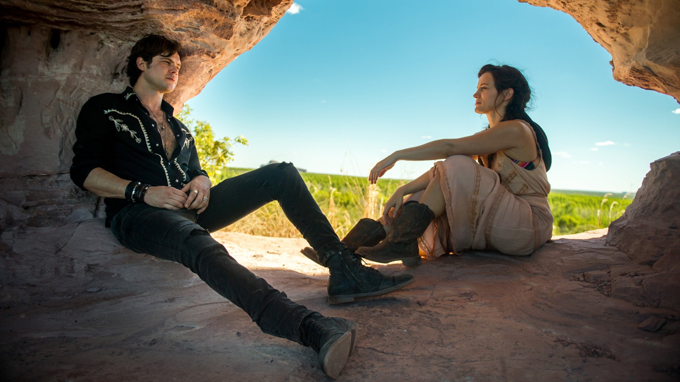 The Other Side of Paradise Background