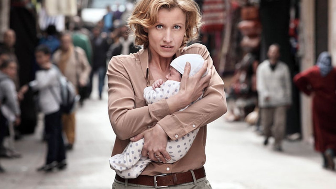 Par instinct Background