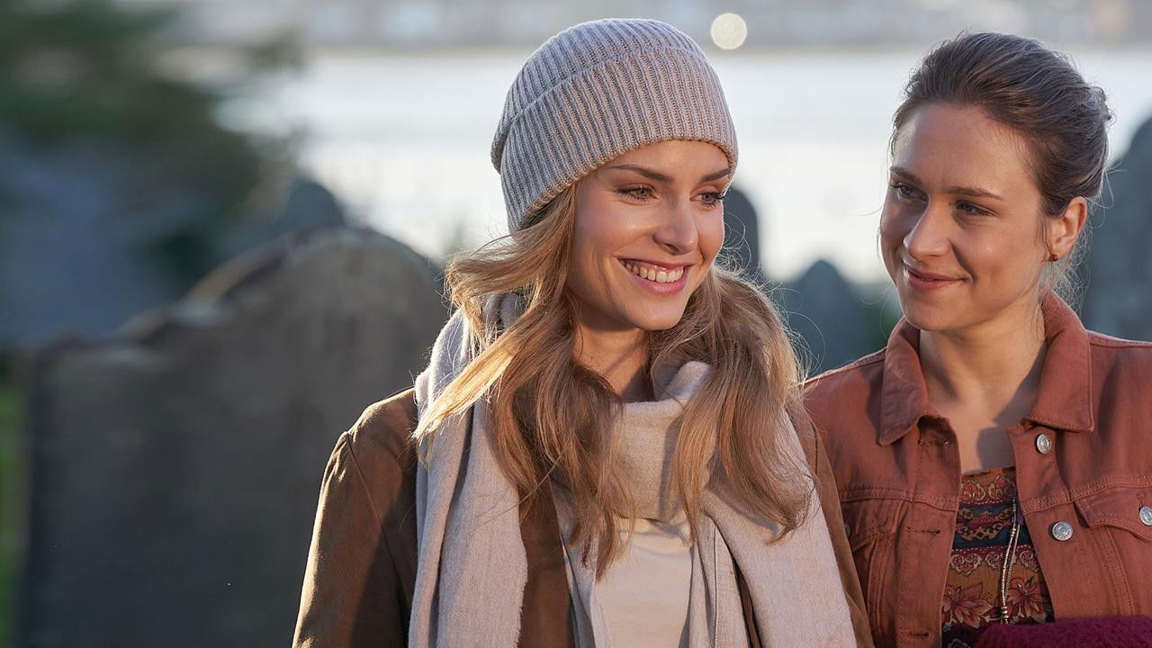 Rosamunde Pilcher: Herzensläufe Background