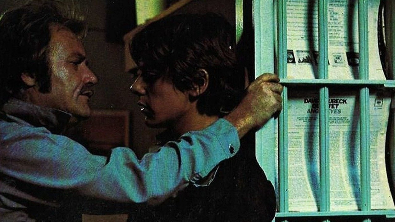 The Glass House Background