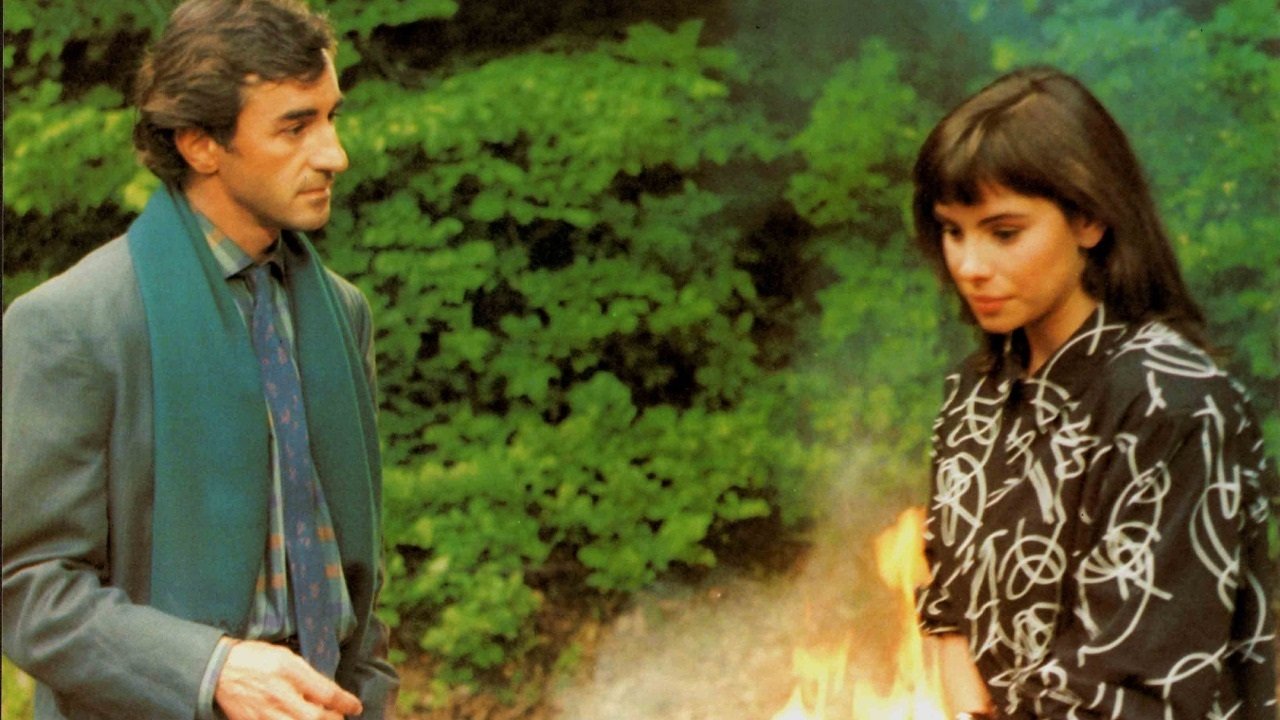 The Cry of the Owl Background