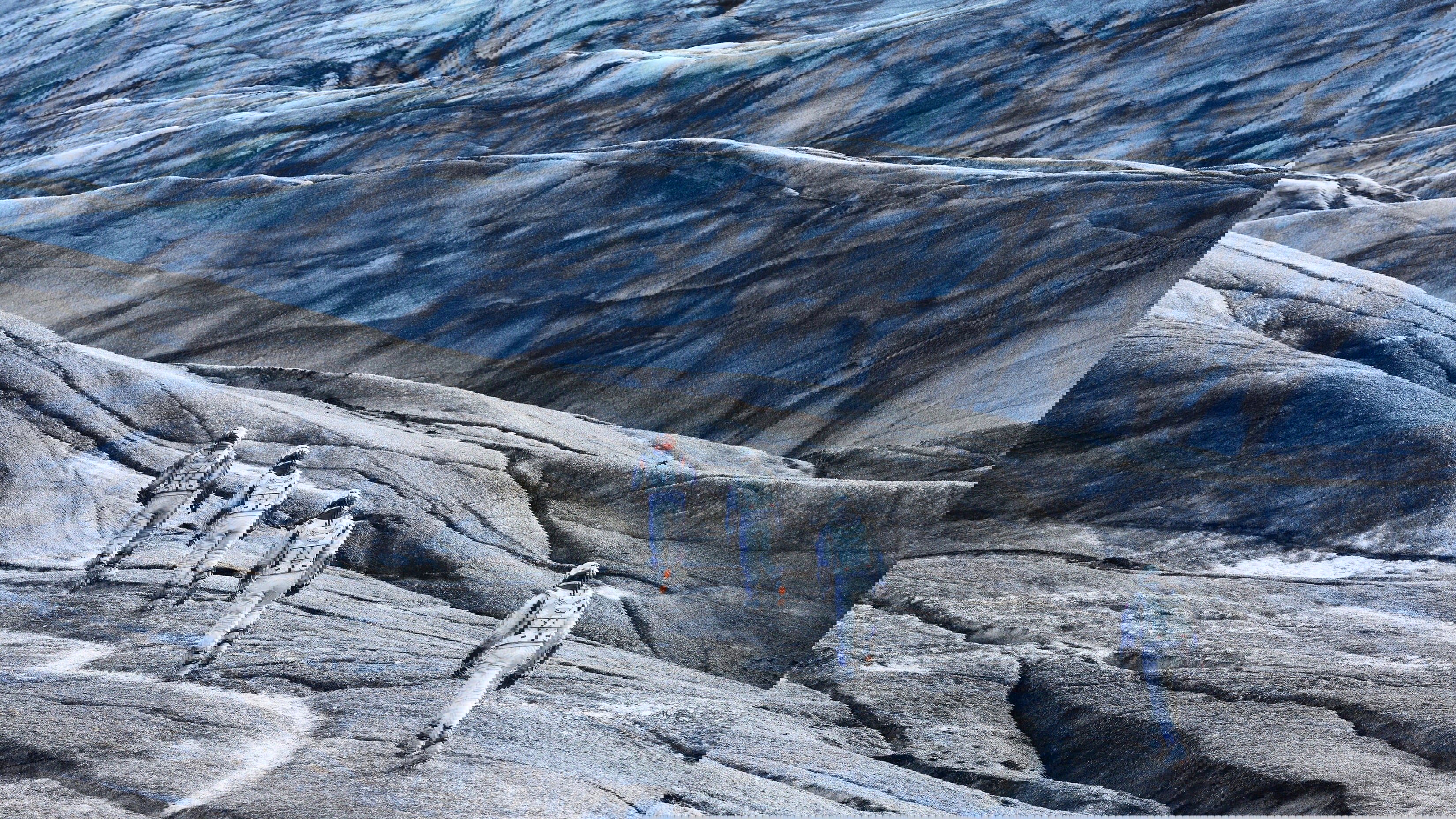 Interstellar: Nolan's Odyssey Background