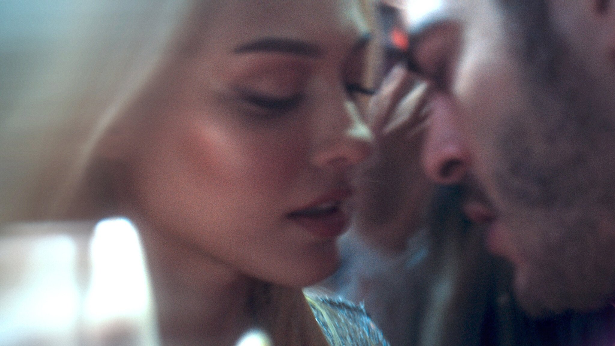 Don't Leave Background