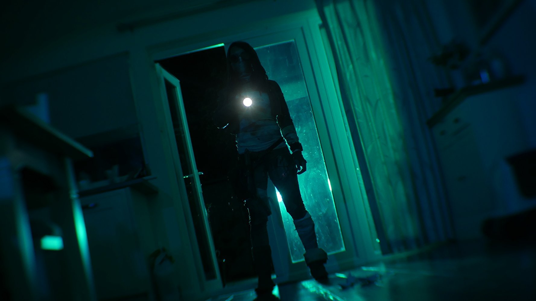 Mask of Thorn Background