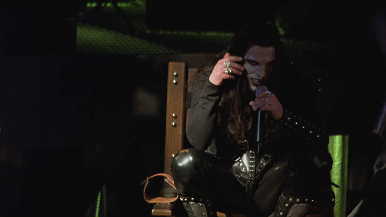 Turbulence 3: Heavy Metal Background