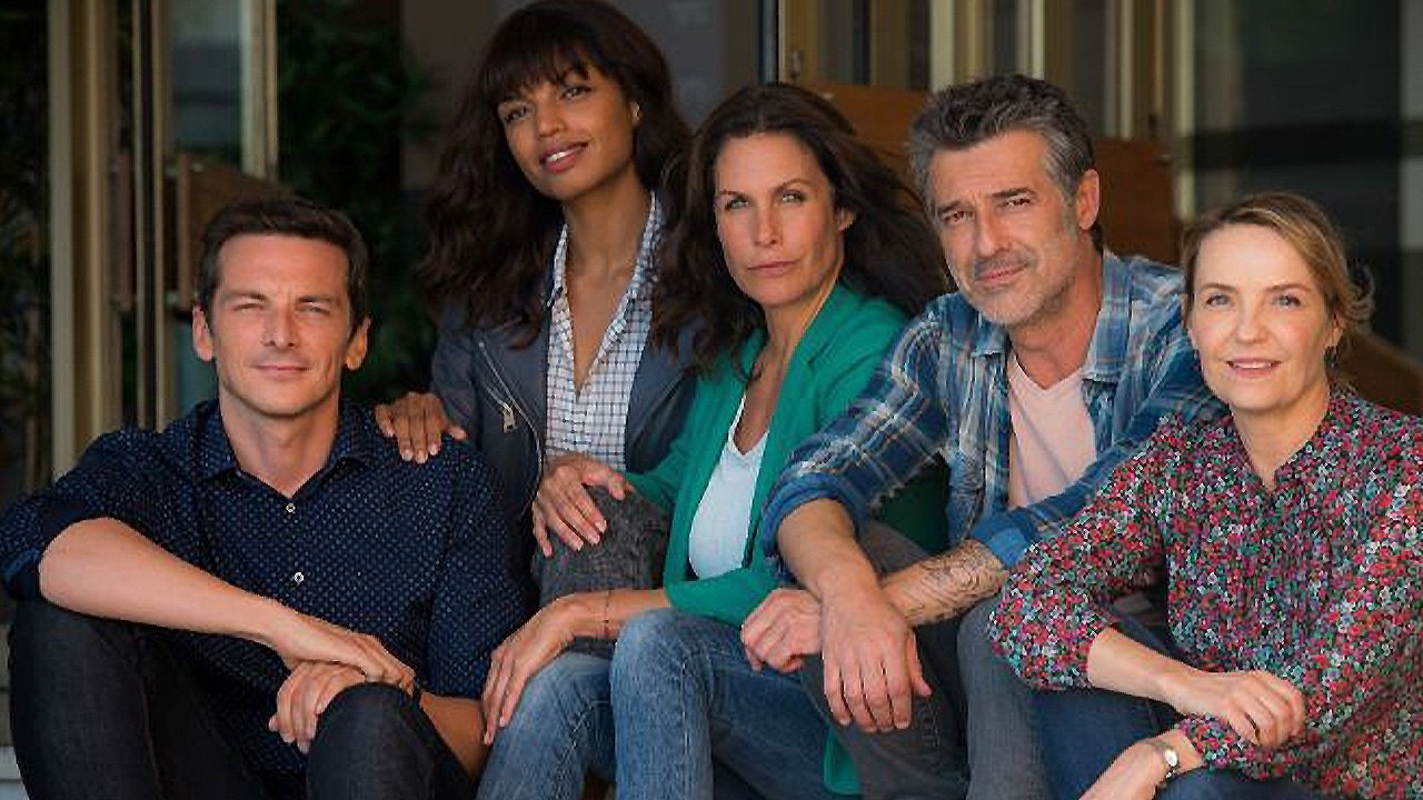 In Tandem Background