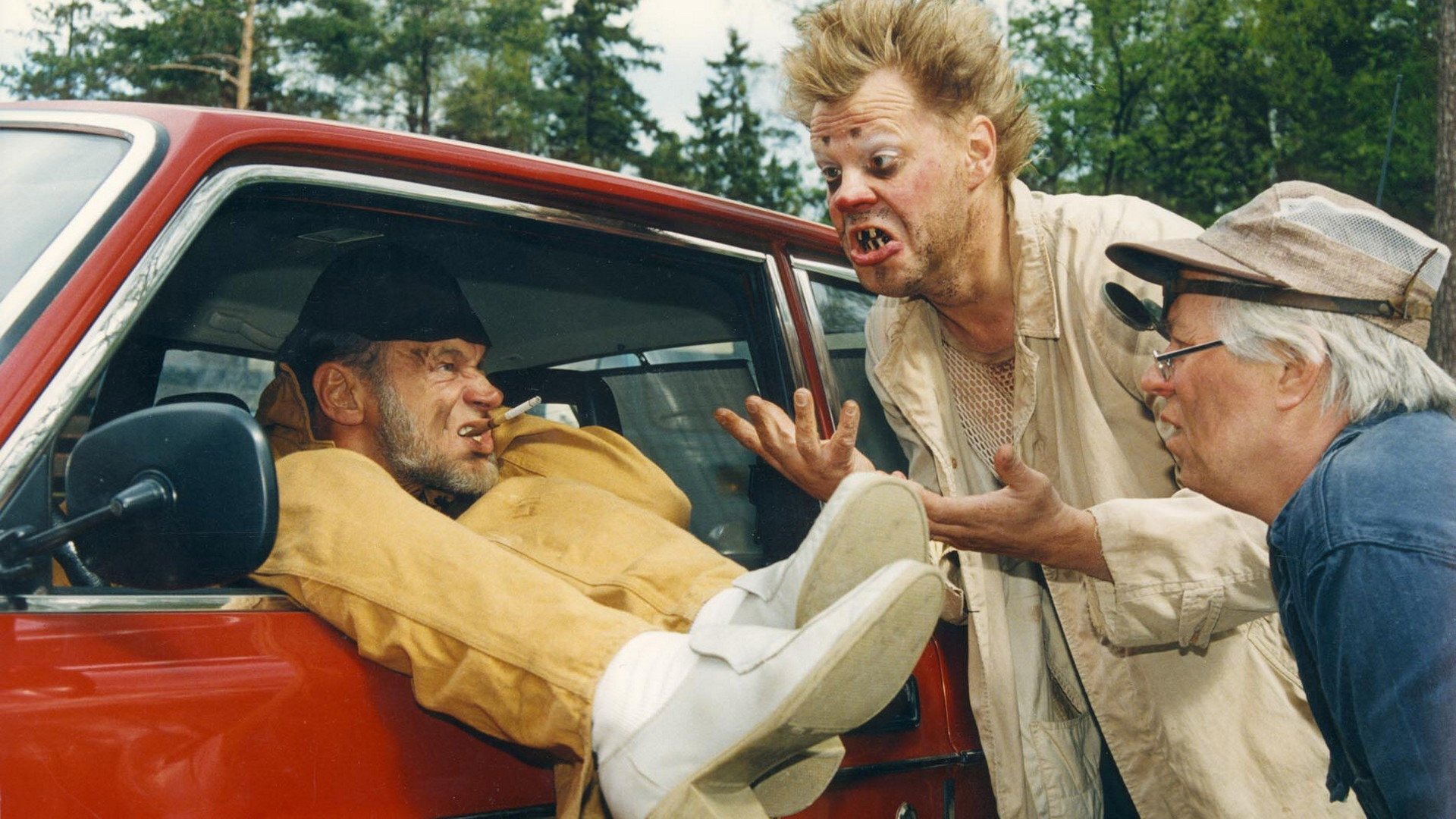 Uuno Turhapuro kaksoisagentti Background