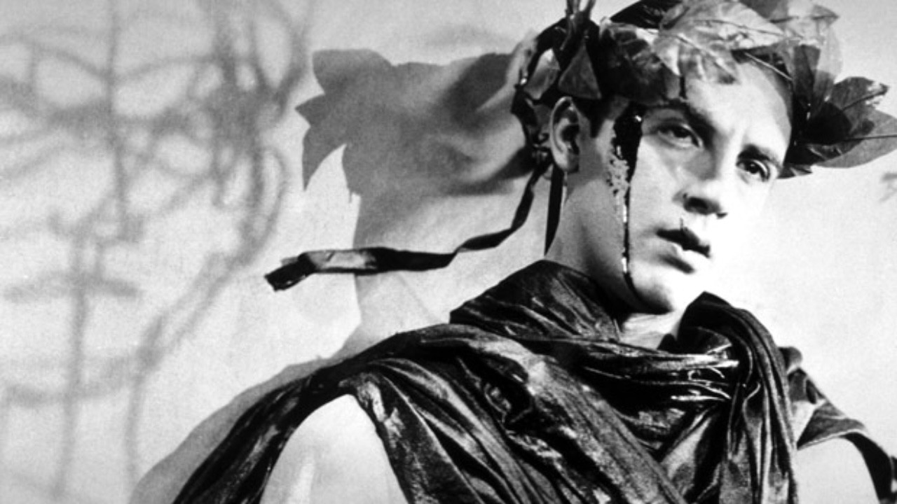 The Blood of a Poet Background