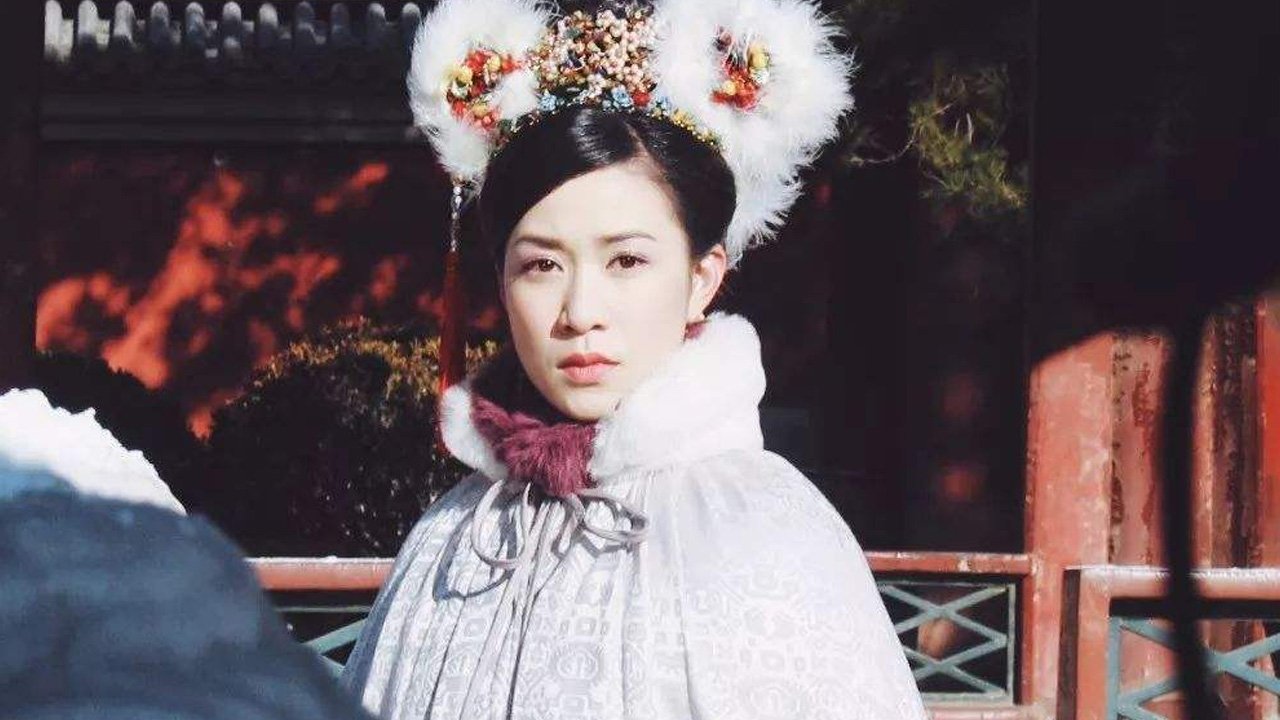 War and Beauty Background